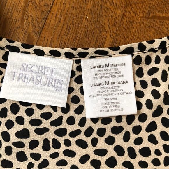 Secret Treasures cami    - Picture 4 of 5